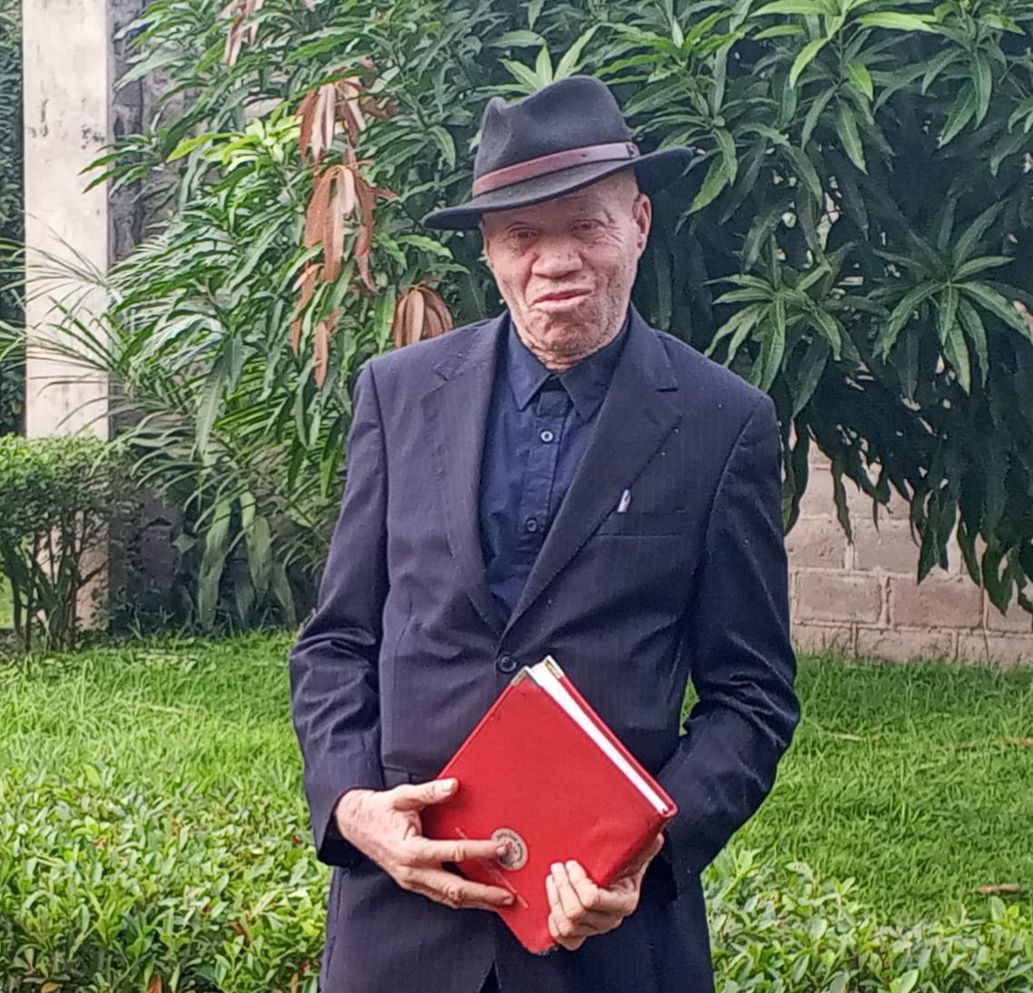 Pour une meilleure couverture médico-sanitaire des personnes atteintes d’albinisme en RDC (Tribune de Dephill Lipo)