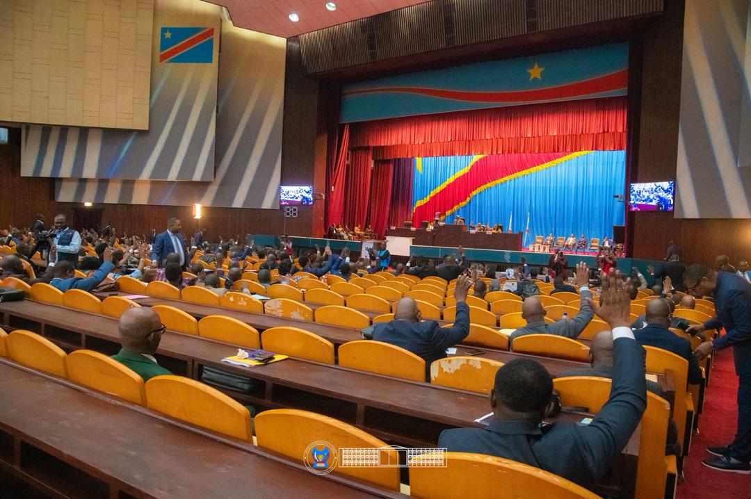 Assemblée nationale: Adoption des rapports sur les accords RDC–USA, RDC–Rwanda et les auditions gouvernementales